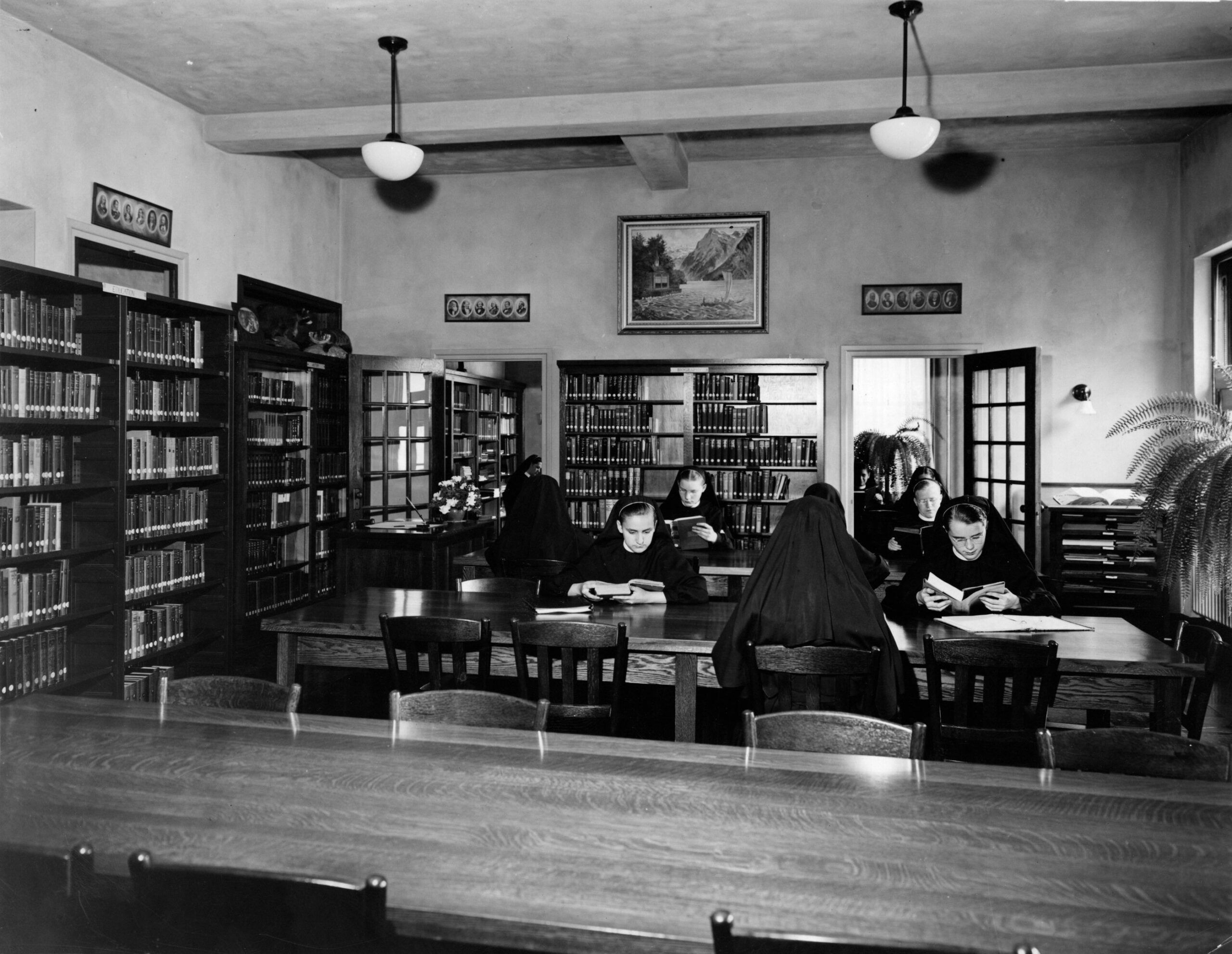 Candidates studying the Marian College library located in the Sisters of St. Agnes motherhouse in the 1930s. Learn more about Marian University history.