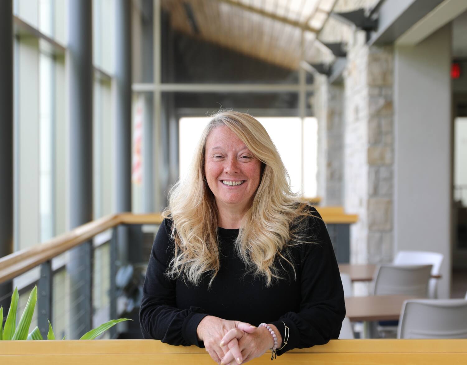 Headshot of Tracy Qualmann